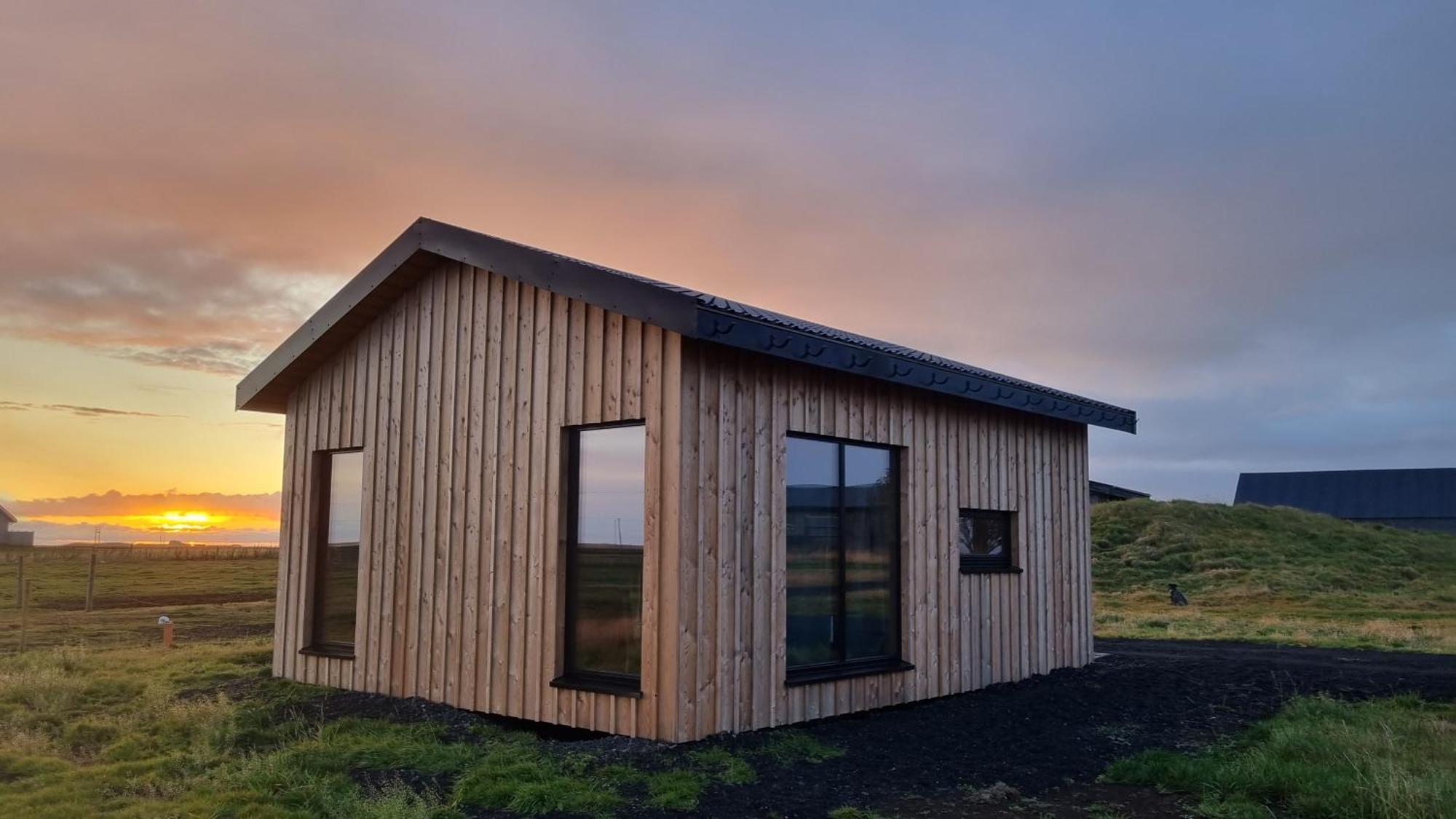 Apartamento Sleeping With The Horses Hvolsvöllur Exterior foto
